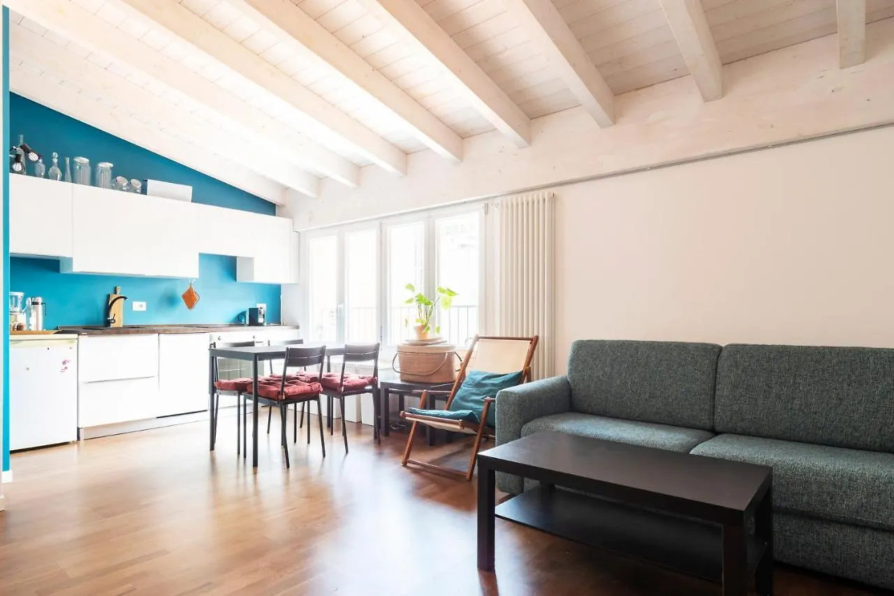 Cozy Apartment Near Central Station 밀라노