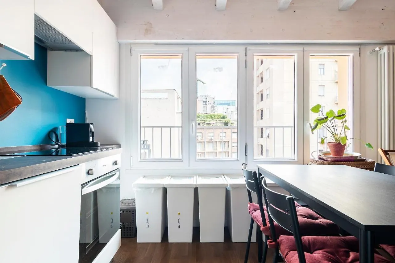 Cozy Apartment Near Central Station 밀라노 이탈리아