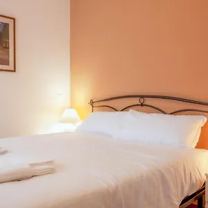 Apartamento Bnbutler - Isonzo - Luminoso In Porta Romana, Milán